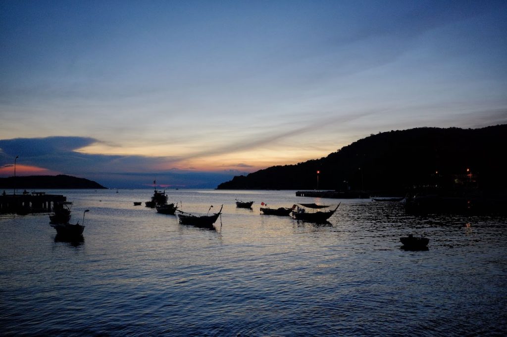 Cham Island dawn