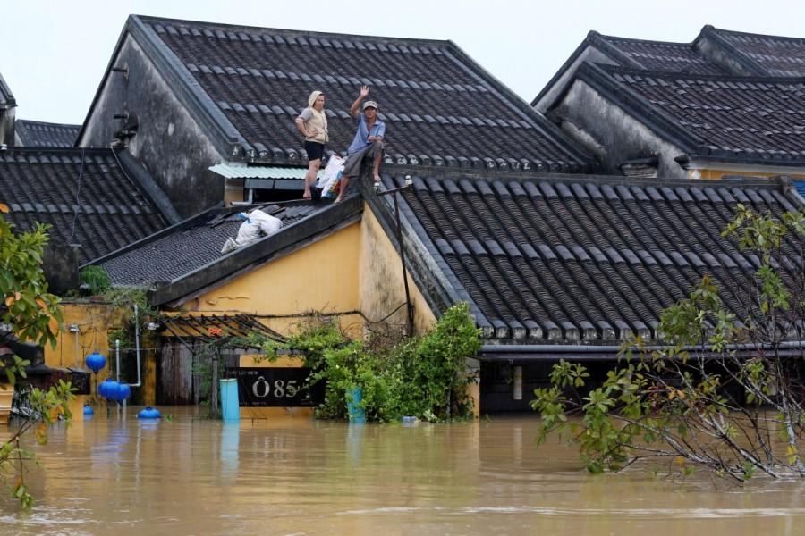 September 2020 Travel Report - Rainy Season has arrived in Da Nang 1 flood hoi an 2