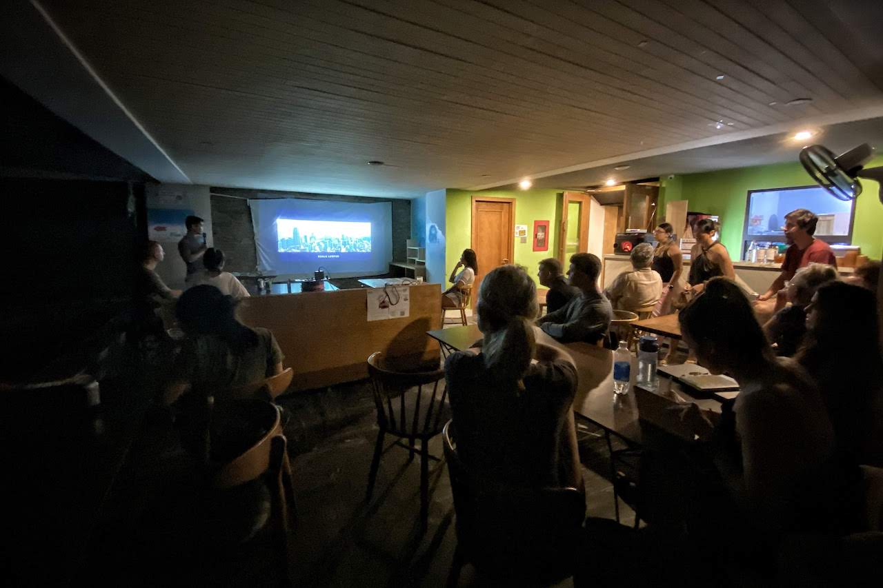 January to March 2021 - Quarterly Life & Business Update 20 Da Nang Creatives Community First Event 1