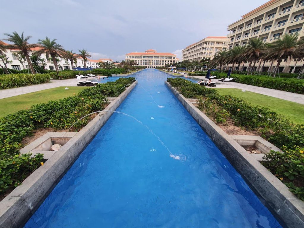 Vietnam Is Changing The Tune - Q2 2021 Life Update from Da Nang 2 Infinity Pool Sheraton 2