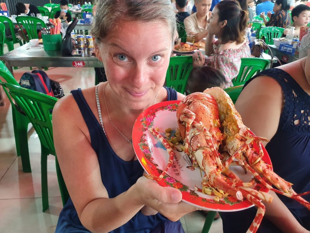 seafood in Da nang big lobster