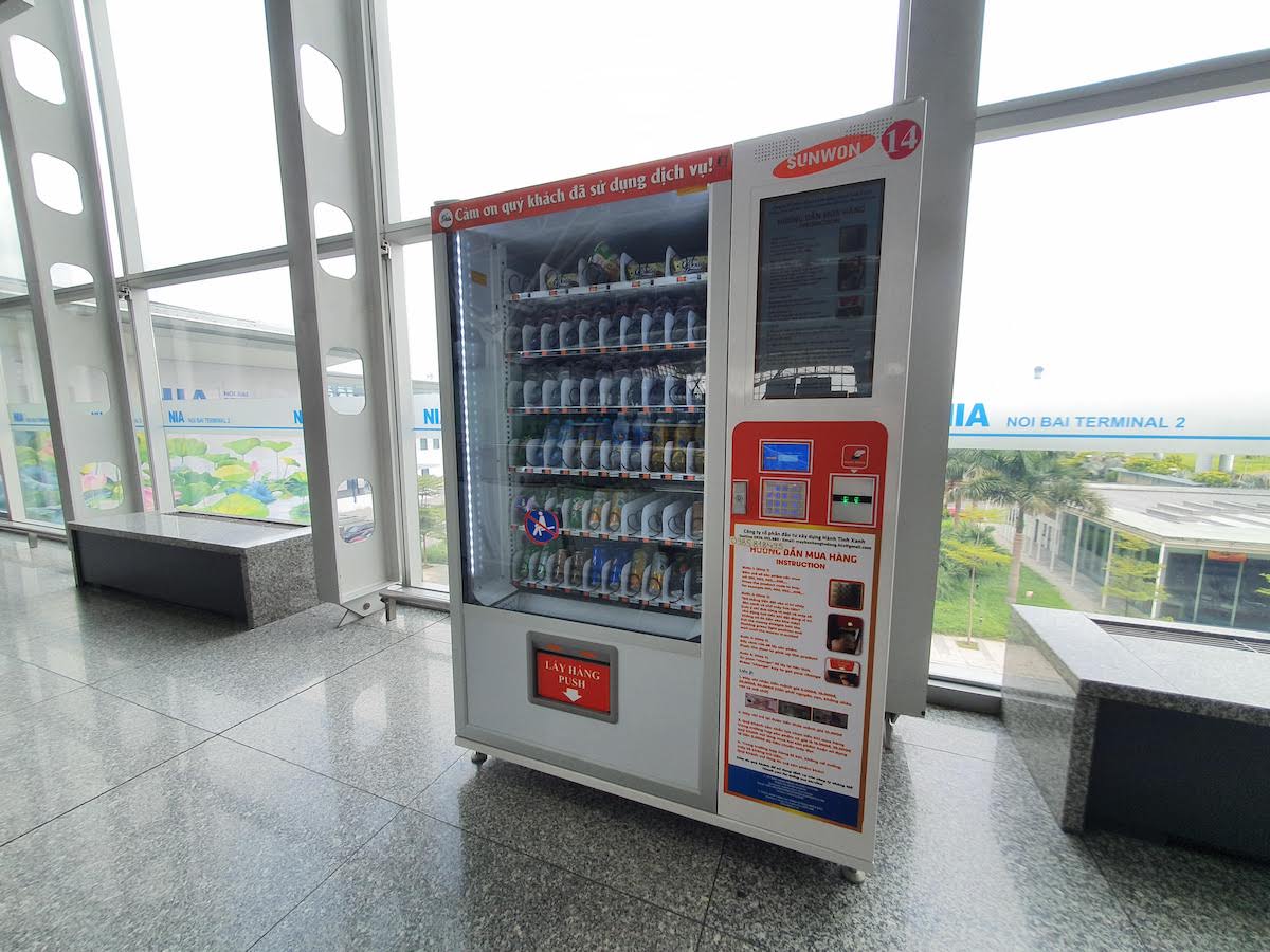 13 Leaving Vietnam Noi Bai Airport Vending Machine