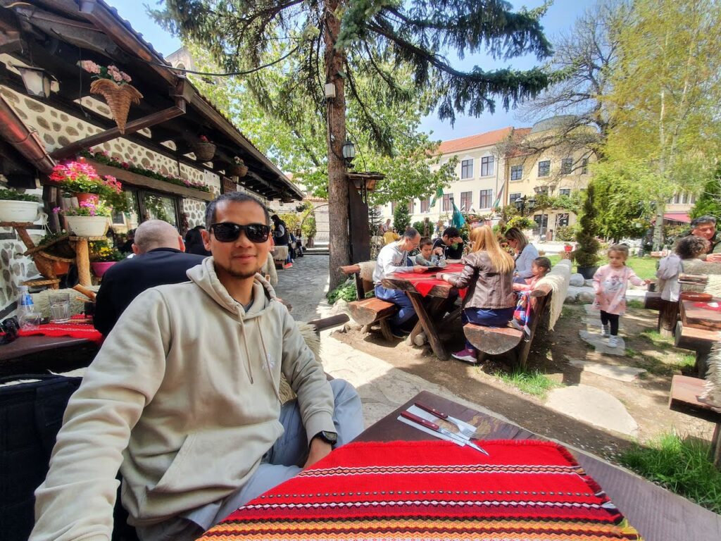 Welcome Back to Bulgaria - Digital Nomad Life Update June 2022 5 Bansko Summer 2022 Traditonal Restaurant