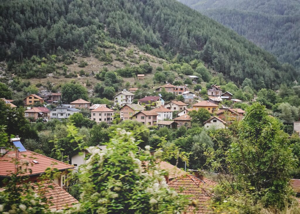 Plovdiv Weekend Trip - ๐ธ Photo & Video Journal 3 Bansko Plovdiv Train Ride